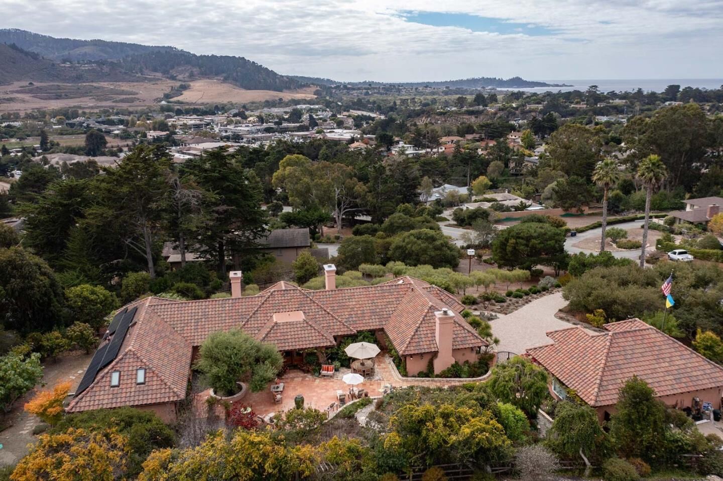 Property Photo:  25987 Rio Vista Drive  CA 93923 