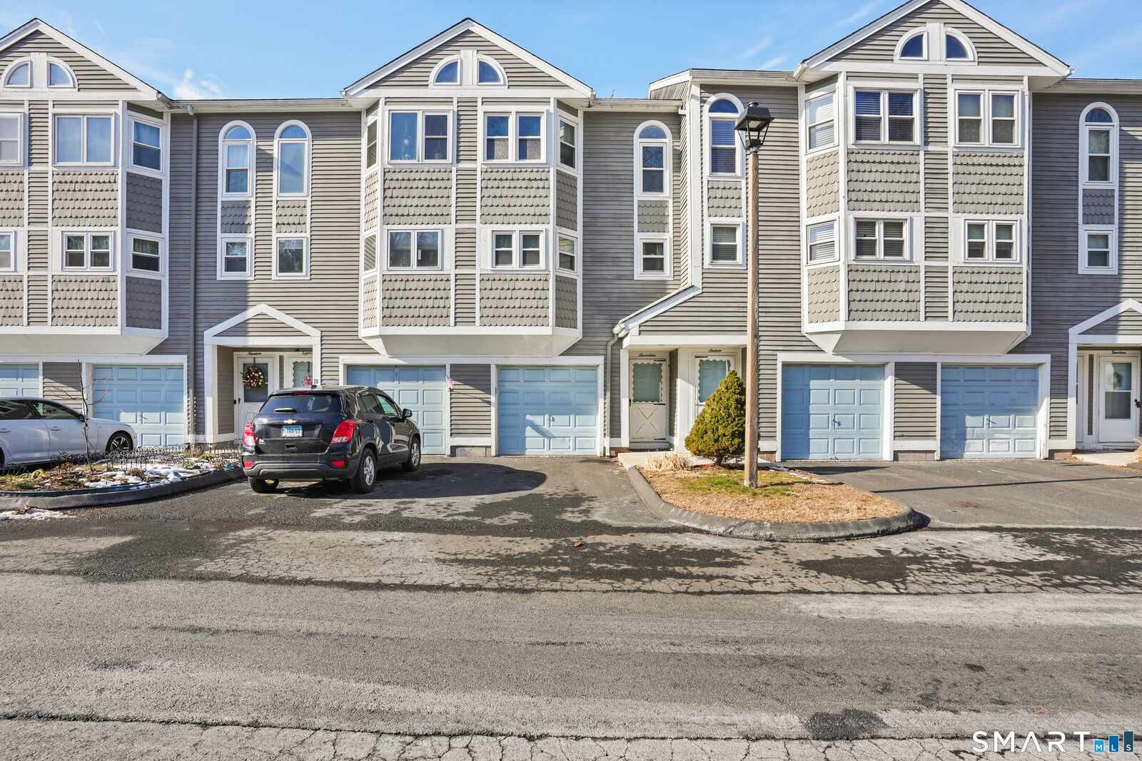 Property Photo:  1655 North Colony Road 17  CT 06450 