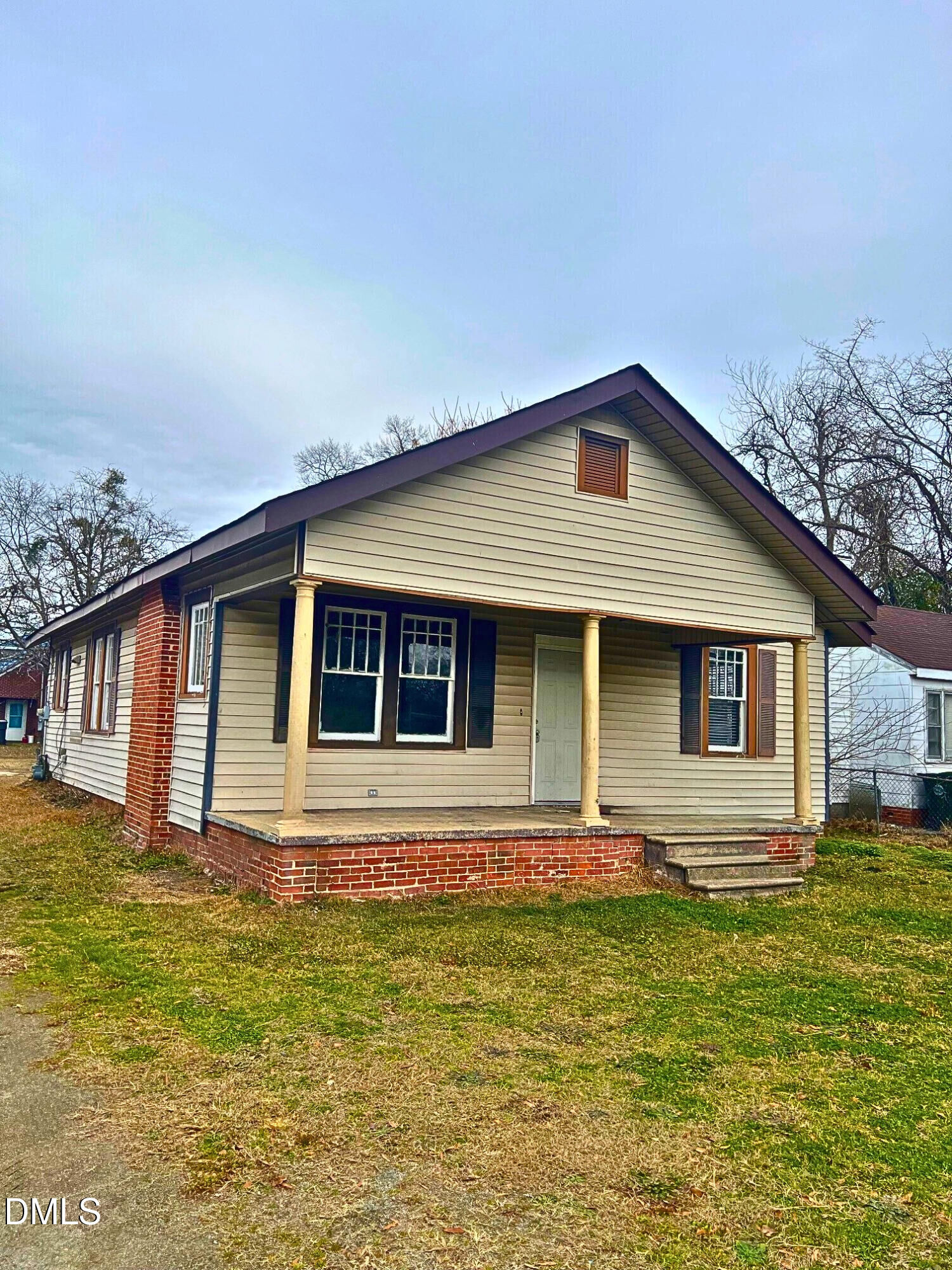 Property Photo:  801 Royall Avenue  NC 27534 