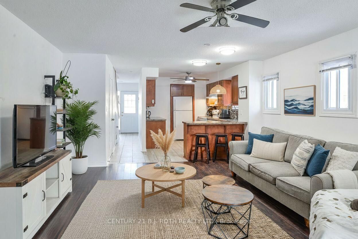 Photo de la propriété:  4 Paradise Boulevard Unit 5  ON L0K 1B0 