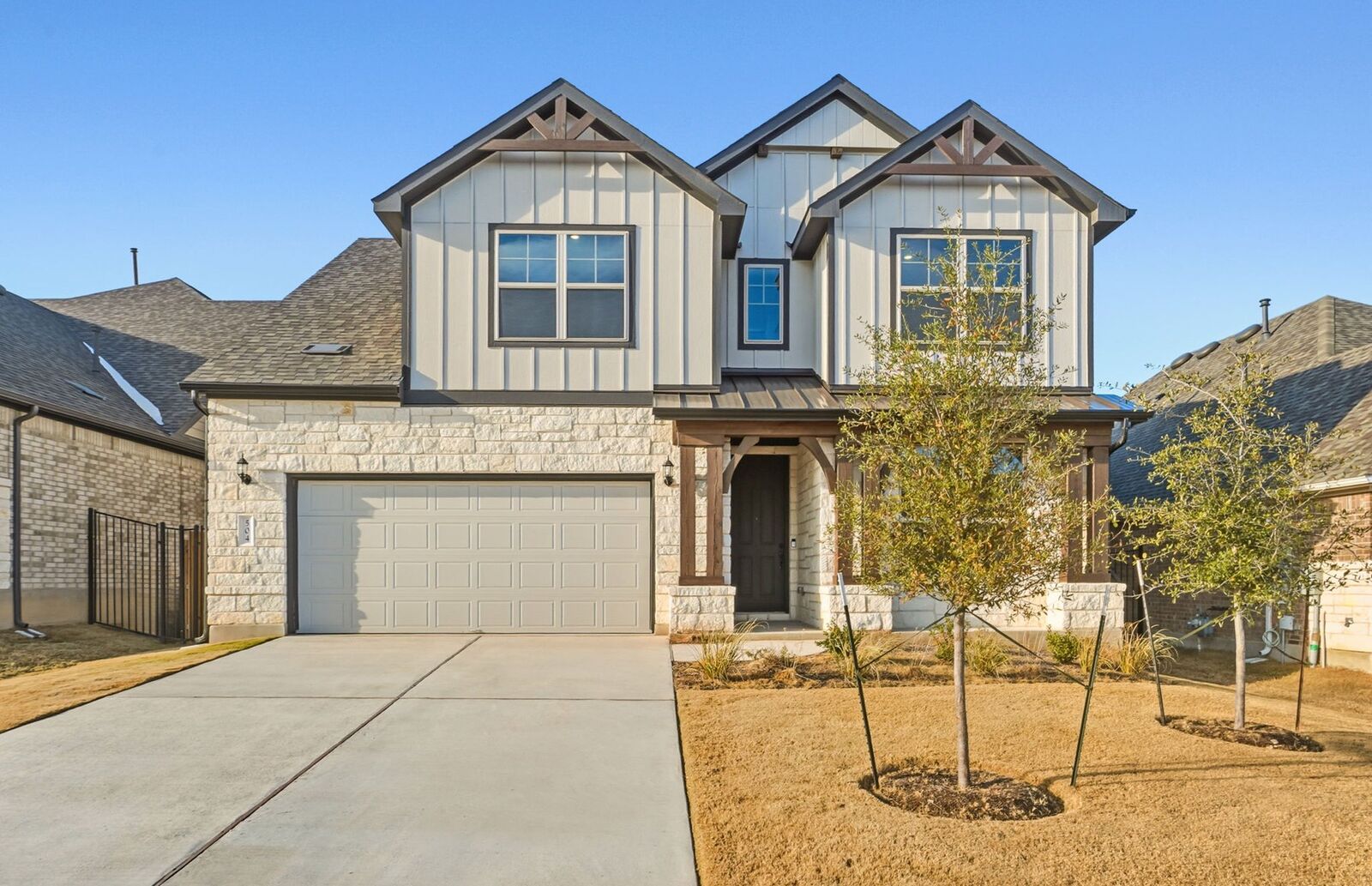 Property Photo:  504 Canyoncrest Way  TX 78642 