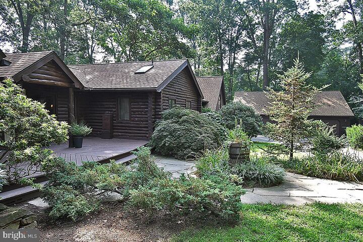 Property Photo: 225 Black Road PA 17566