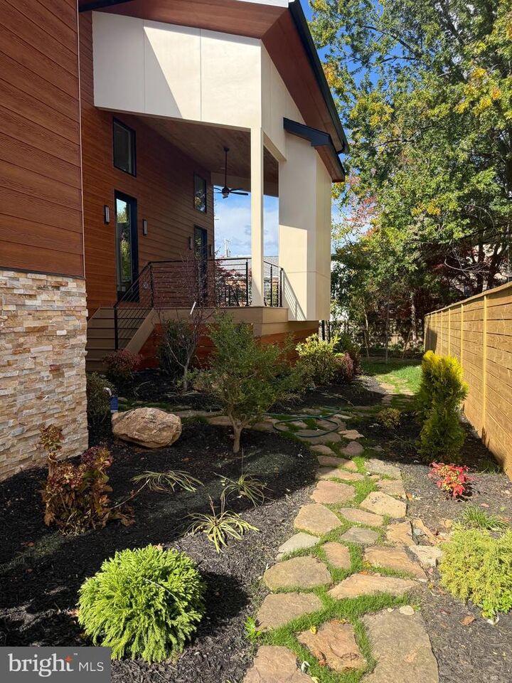 Property Photo:  6816 Dean Drive  VA 22101 