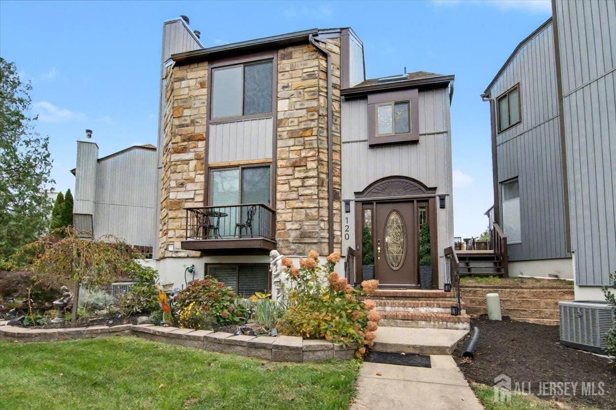 Property Photo:  120 Diamond Lane  NJ 08857 