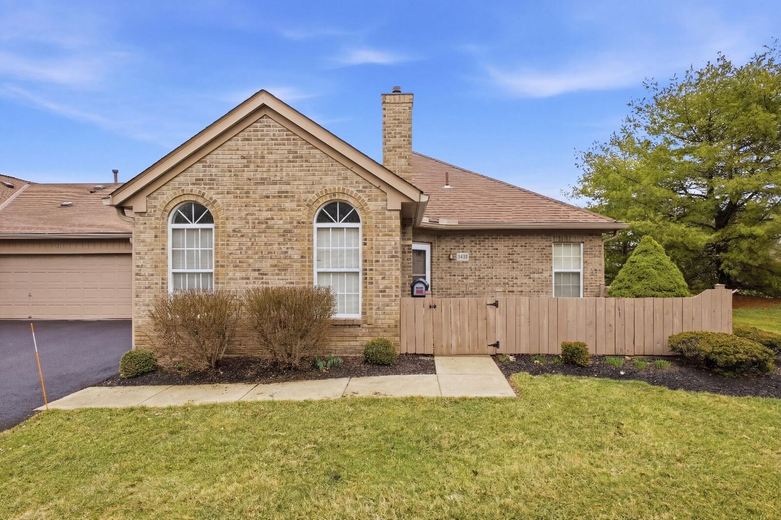 Property Photo:  2487 Timbers Edge Lane  OH 43235 