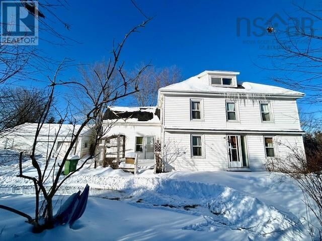 Property Photo:  812 Cloverdale Road  NS B0N 2J0 