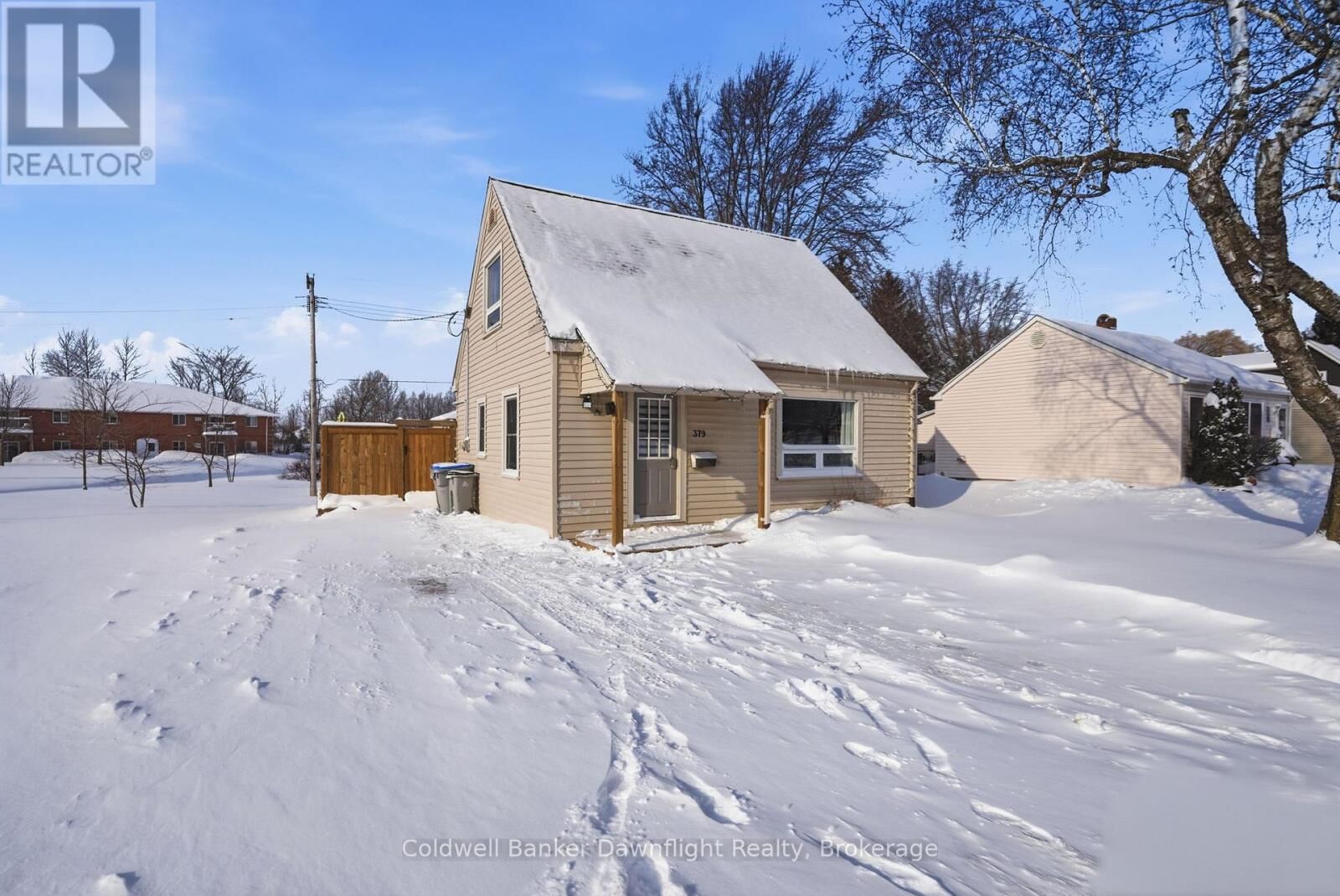 Property Photo:  379 Marlborough Street  ON N0M 1S2 