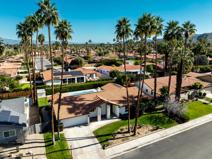 Property Photo: 1274 S Beverly Drive CA 92264