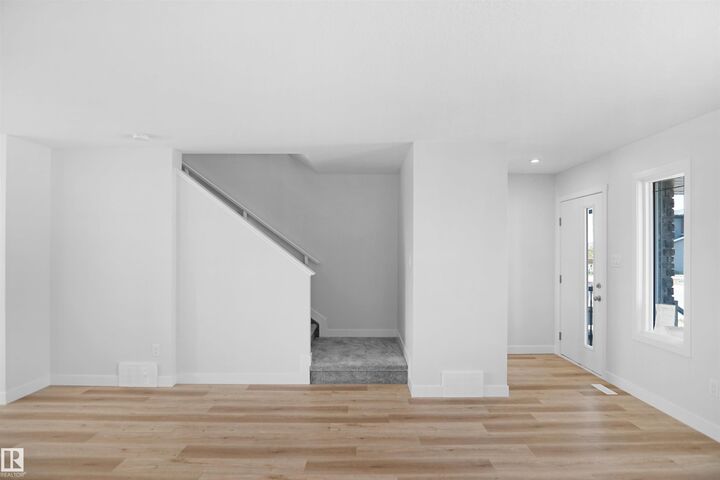 Property Photo:  18231 85 Street NW  AB T5Z 0E4 