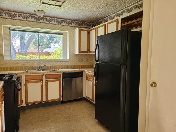 Property Photo:  24127 Spring Towne Drive  TX 77373 