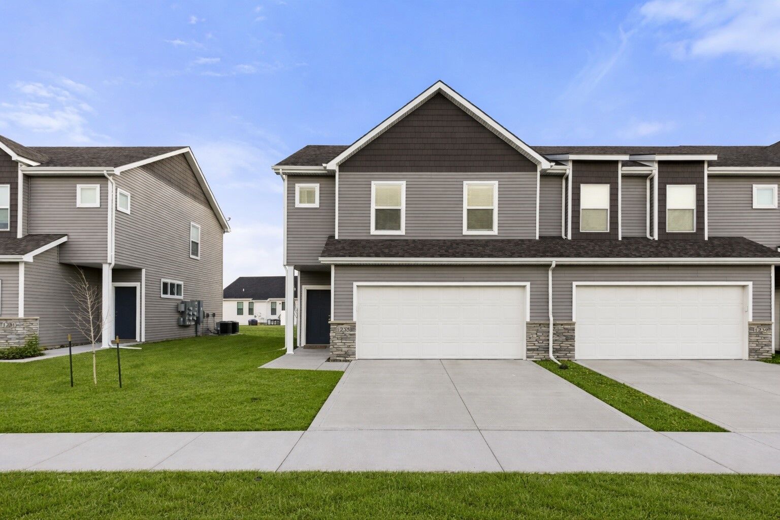 Property Photo:  1235 NW 33rd Lane  IA 50023 