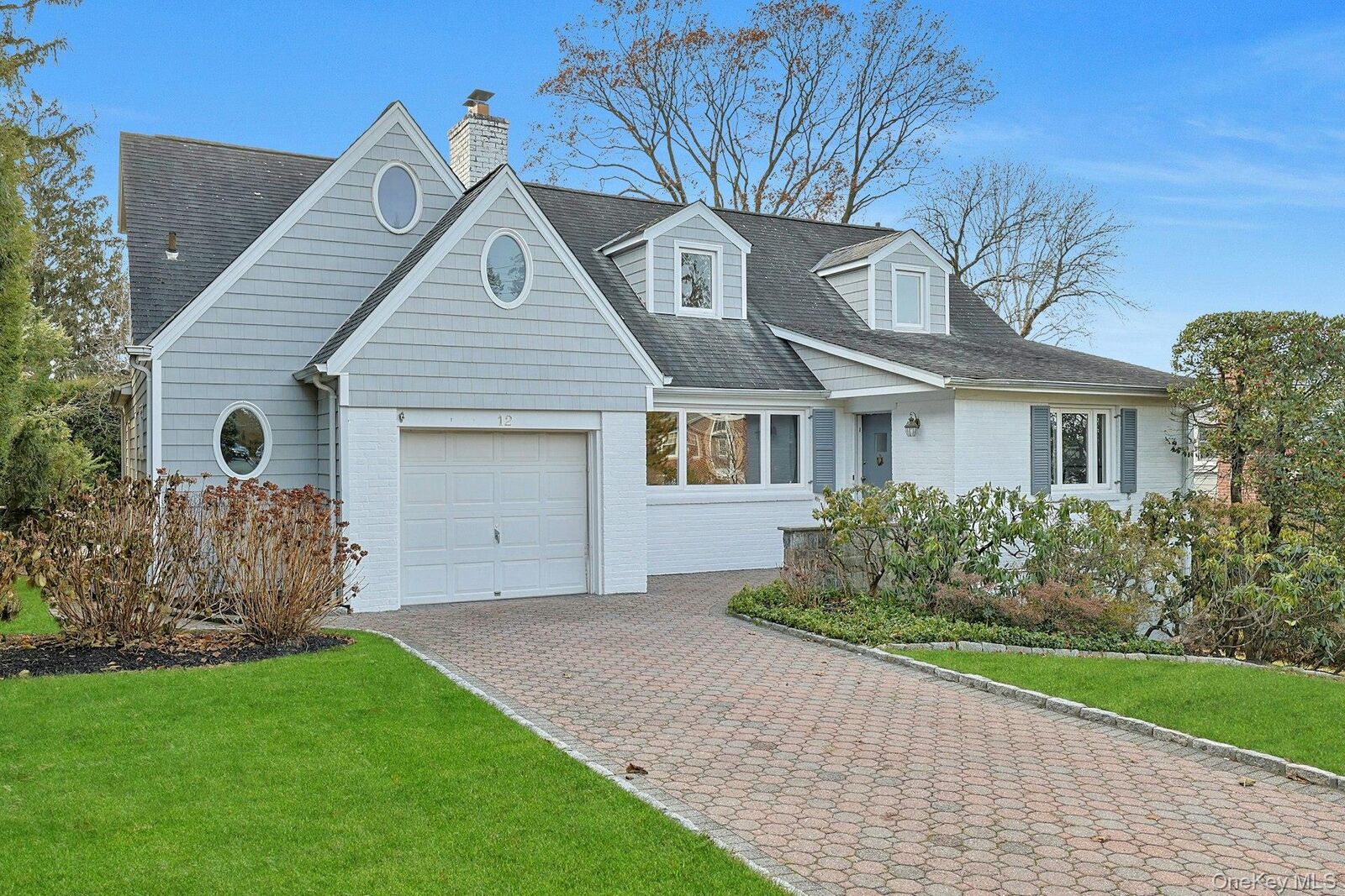 Property Photo:  12 Cross Hill Road  NY 10709 