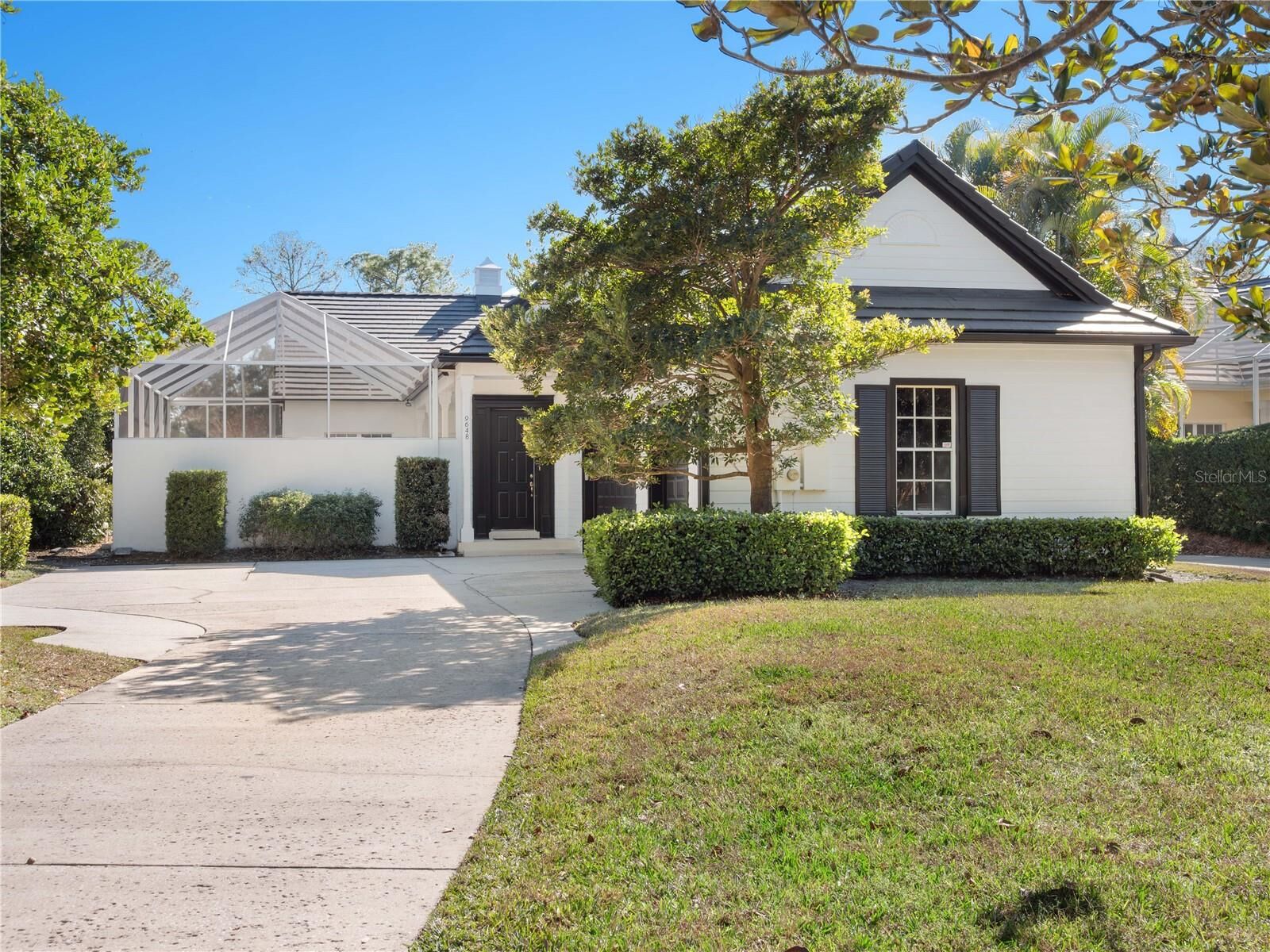Property Photo: 9648 Bryanston Drive FL 32827