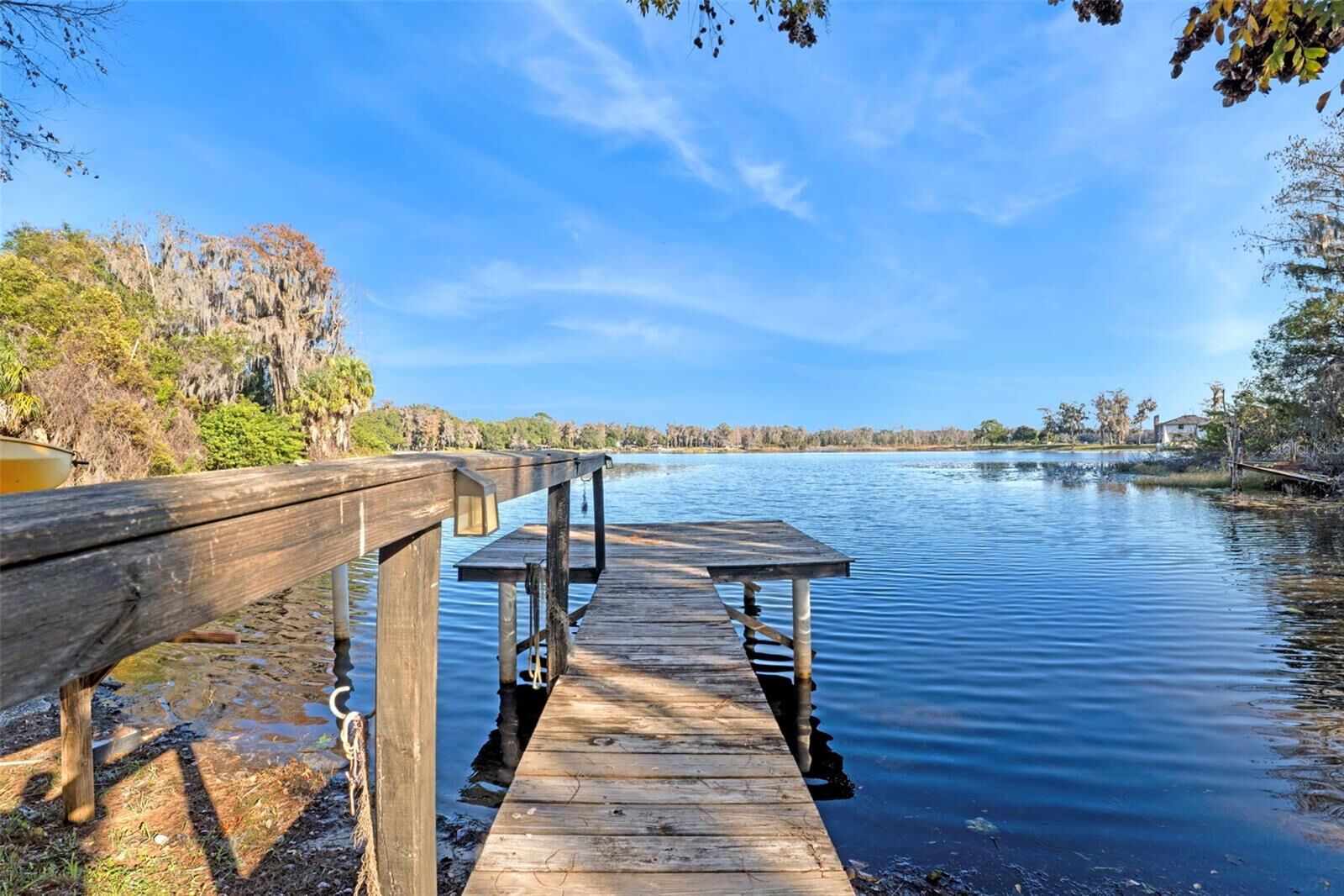 Property Photo:  9825 Lake Georgia Drive  FL 32817 