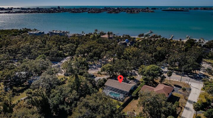 Property Photo:  2015 Park Street N  FL 33710 