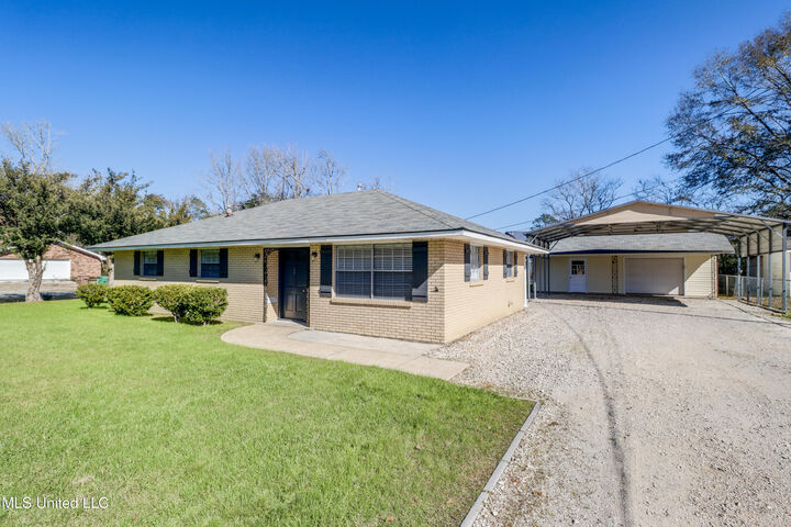 Property Photo:  5518 Gates Avenue  MS 39560 