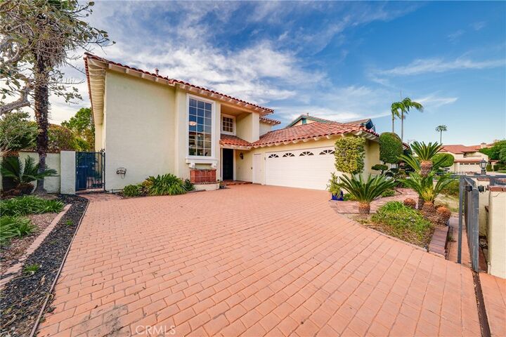 Property Photo: 28231 Tinajo CA 92692