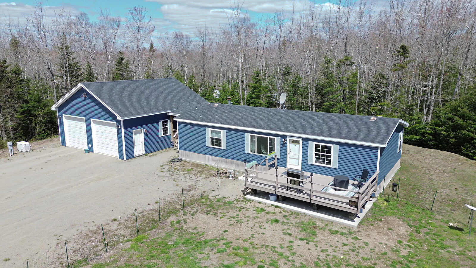 Property Photo:  780 E Side Road  ME 04606 
