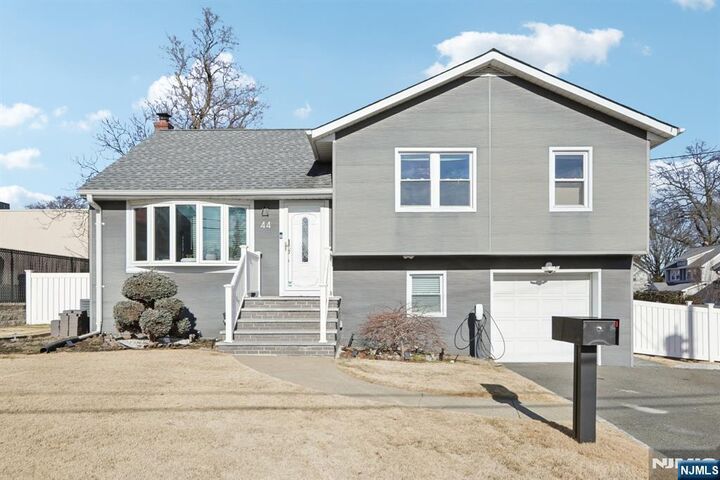 Property Photo:  44 Richard Court  NJ 07661 