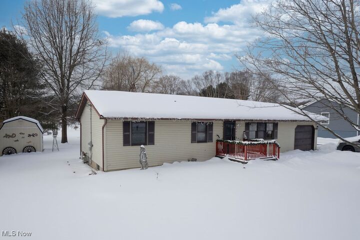 Property Photo: 11789 Mills Road OH 44231