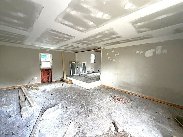 Property Photo:  411 S Collett Street  OH 45805 