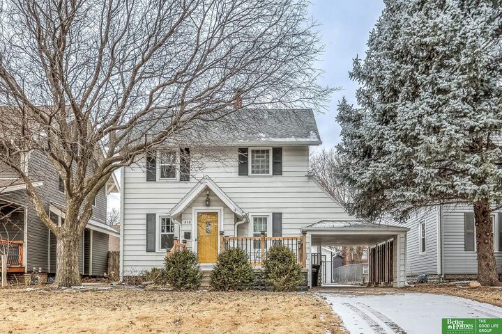 Property Photo:  410 S 48th Avenue  NE 68132 