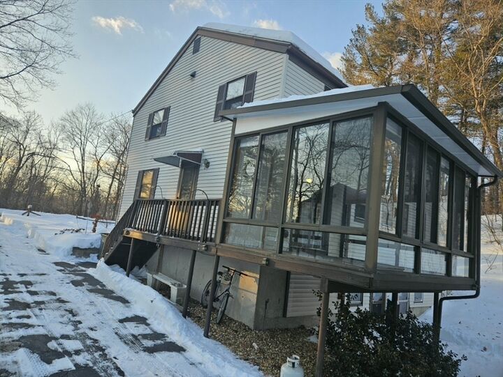 Property Photo:  27 Summer St 27  MA 01824 