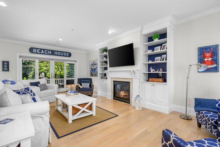 Property Photo:  780 Craigville Beach Road D2  MA 02632 