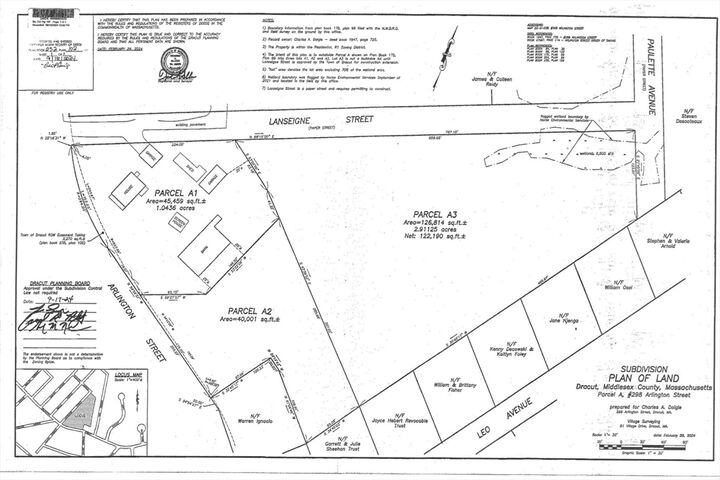 Property Photo: 10 Lanseigne MA 01826