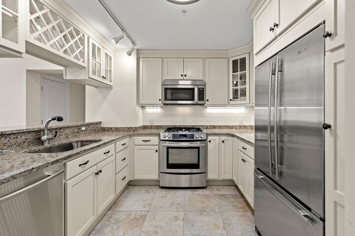 Property Photo:  88 Wharf Street 105  MA 02186 