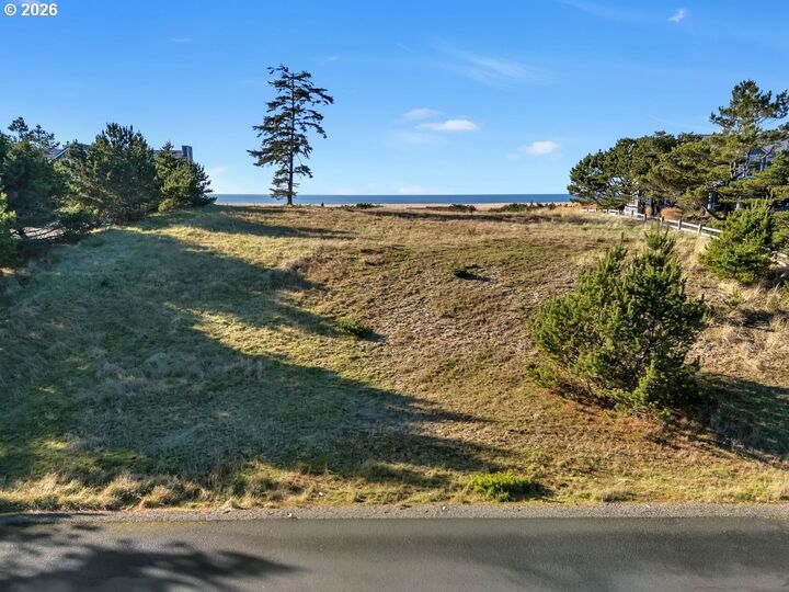 Property Photo: 00 Pinehurst Rd 38 OR 97138