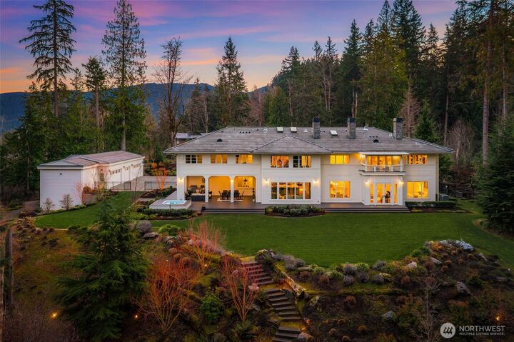 Property Photo:  27216 SE Grand Ridge Drive  WA 98029 