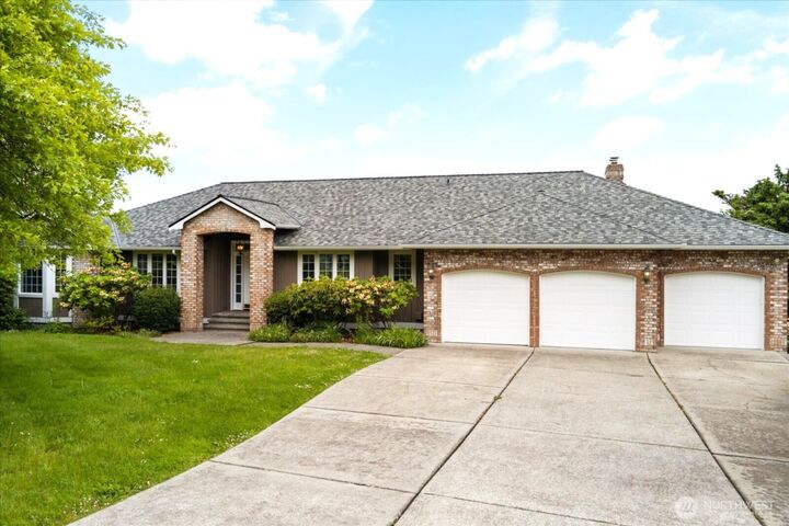 Property Photo:  366  Samanthia Lane  WA 98282 