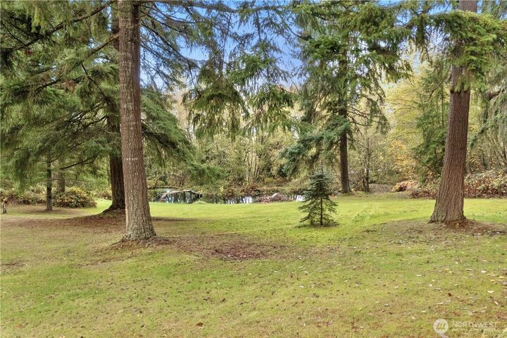 Property Photo: 24124 94th Avenue E WA 98338