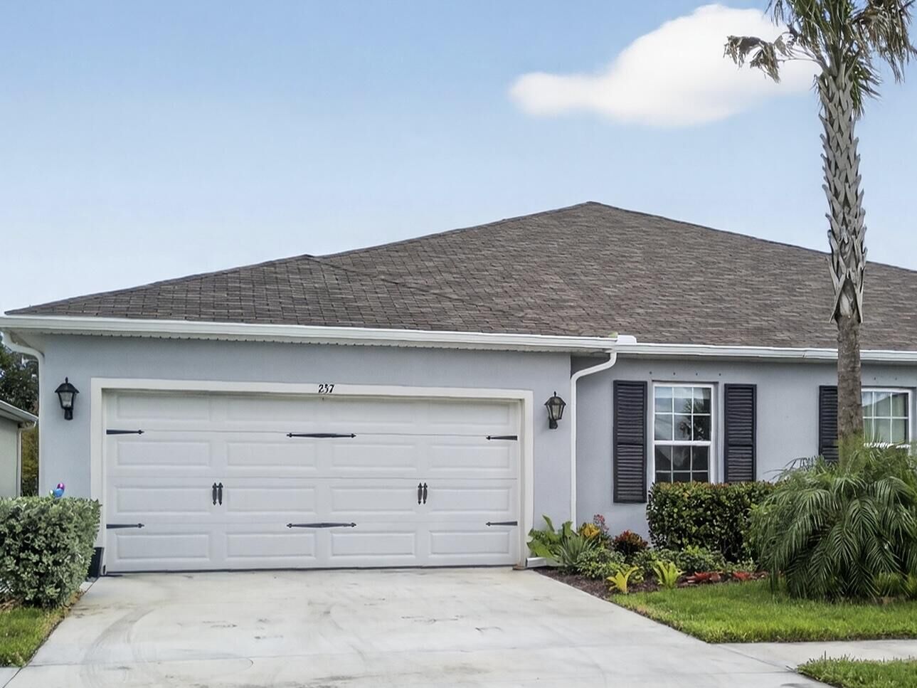 Property Photo:  237 Raspberry Road  FL 34981 