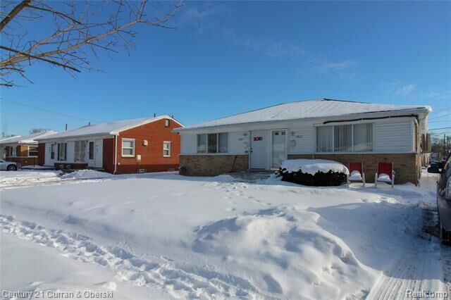 Property Photo: 1923-1919 Stieber Street MI 48186