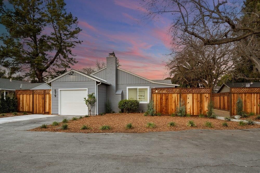 Property Photo:  579 Green Manor Court  CA 94301 