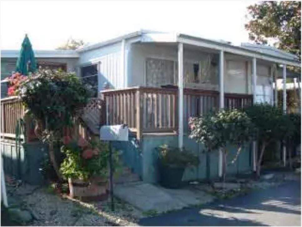 Property Photo:  220 Mar Vista Drive 96  CA 95003 