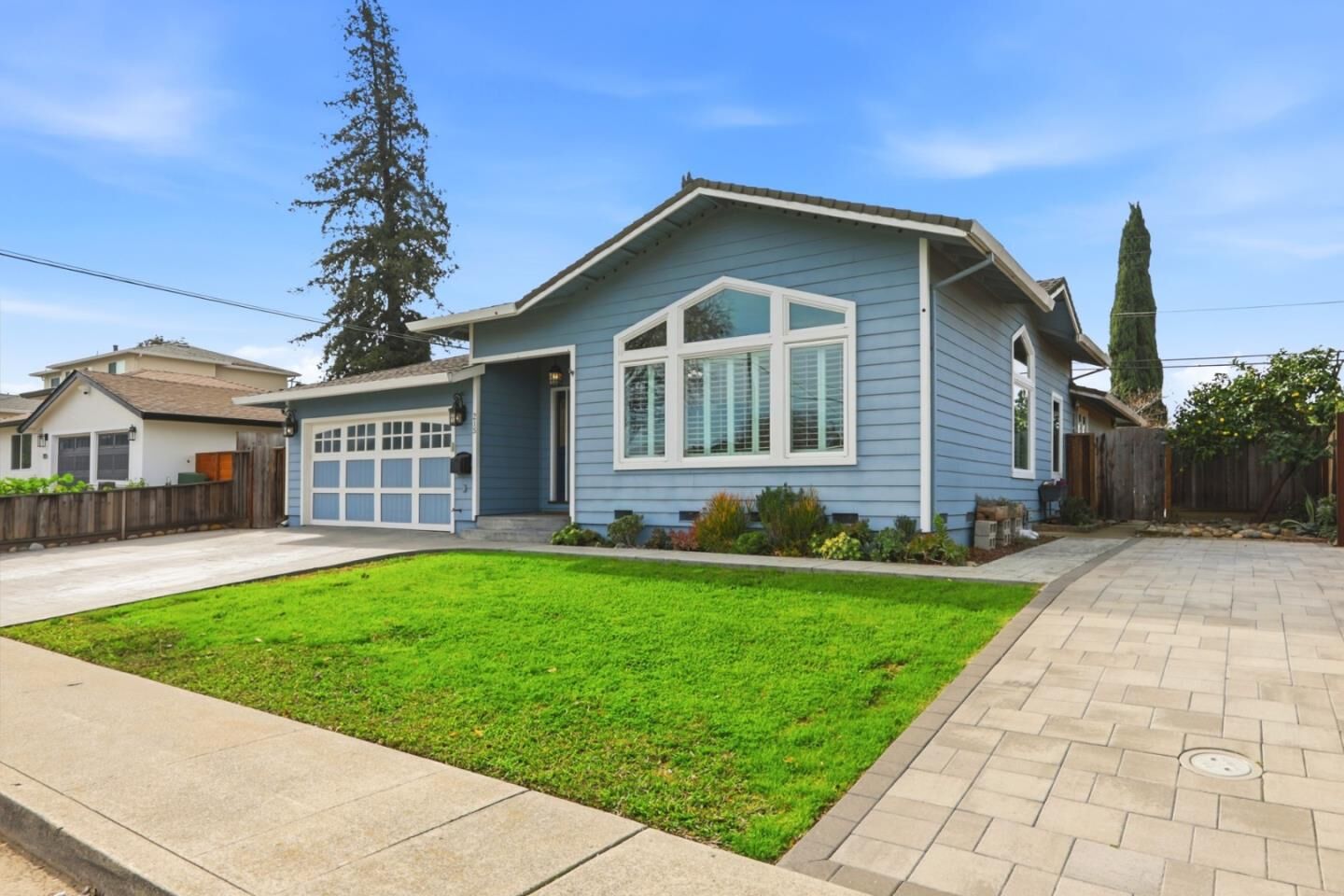 Property Photo: 215 Silvera Street CA 95035