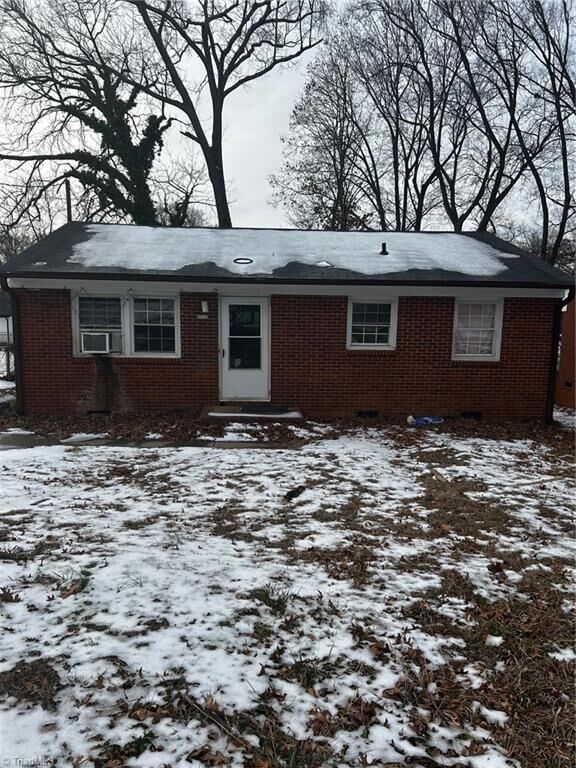 Property Photo:  1412 Victory Street  NC 27407 