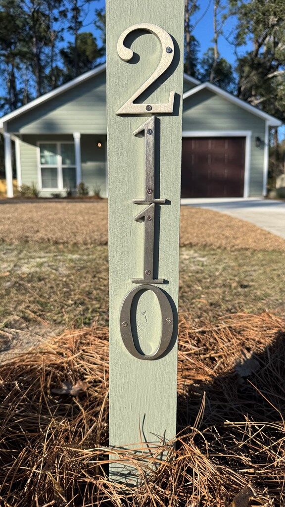 Property Photo:  2110 Meade Ave  GA 31602 