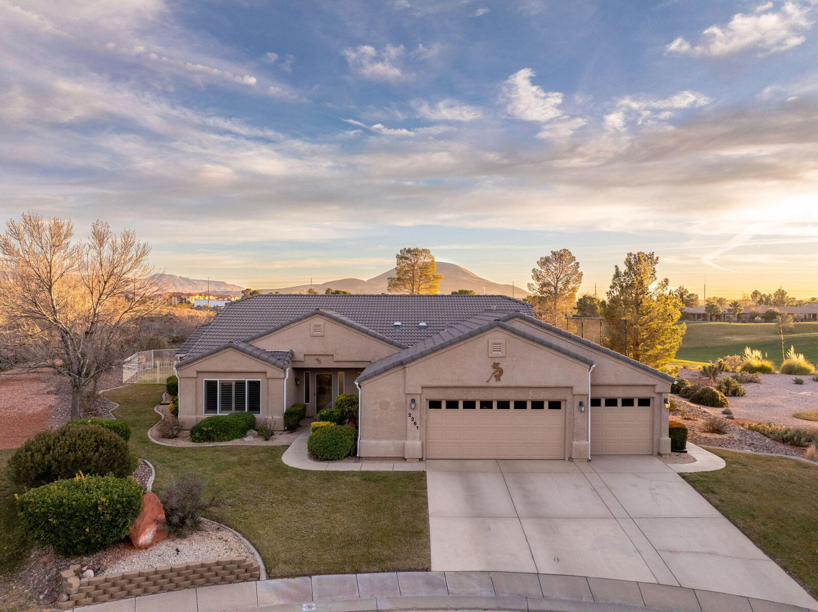 Property Photo: 2261 W 1050 N UT 84737