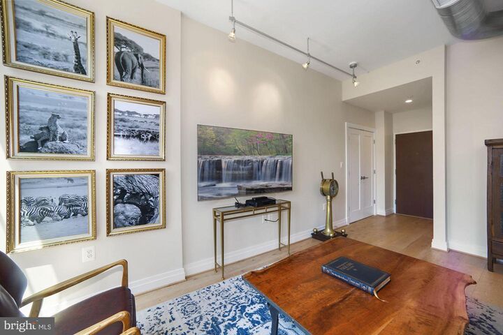 Property Photo: 301 H Street NE 305 DC 20002