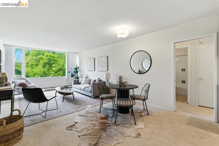 Property Photo:  2601 College Ave 203  CA 94704 