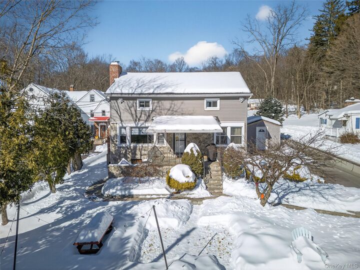 Property Photo:  1718 E Main Street  NY 10547 