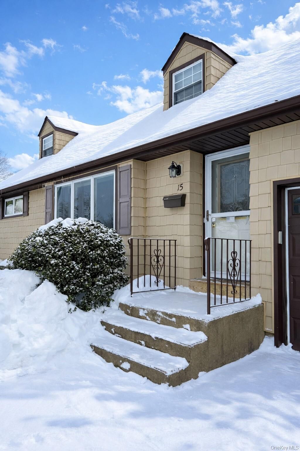 Property Photo:  15 Wenzel Lane  NY 10980 