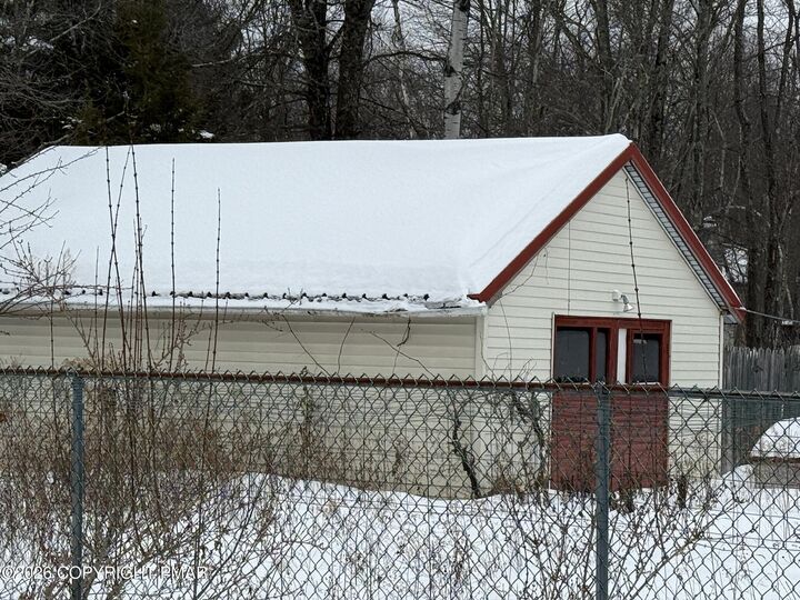 Property Photo:  7639 Lake Shore Drive  PA 18347 