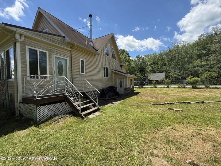 Property Photo:  7639 Lake Shore Drive  PA 18347 