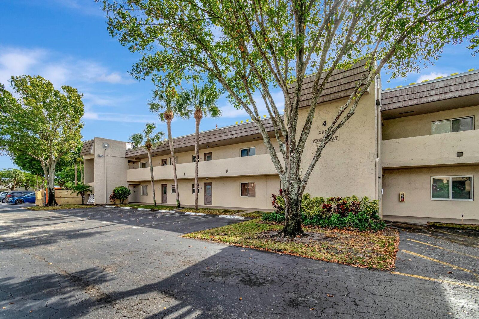 Property Photo:  2900 Fiore Way 203  FL 33445 