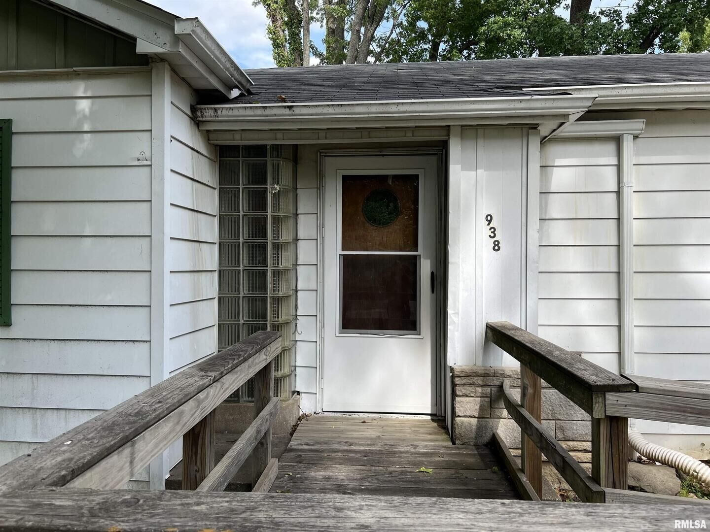 Property Photo:  938 N 22nd Street  IL 62966 